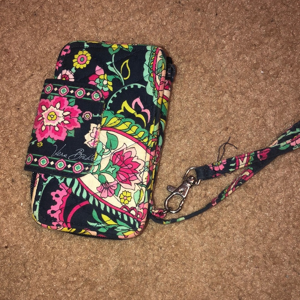 Vera Bradley Carry-it-all Wristlet